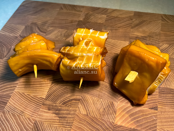 Шашлычок из кальмара х/к в Новокуйбышевске