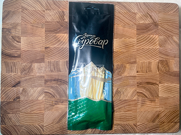 Сыр 60 гр ГОРНЫЙ СЫРОВАР (Нити копчёные) в Новокуйбышевске