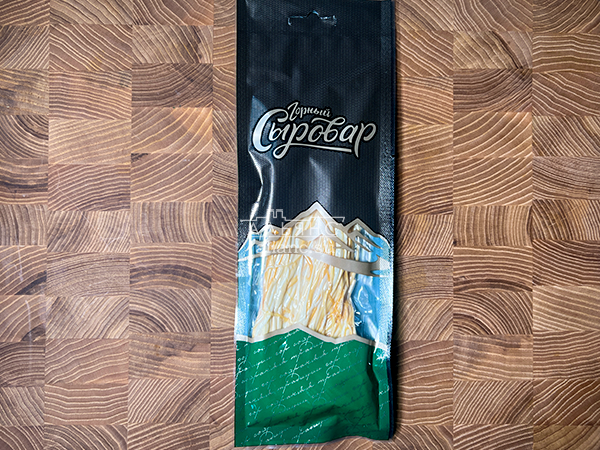 Сыр 60 гр ГОРНЫЙ СЫРОВАР (Паутинка копчёная) в Новокуйбышевске